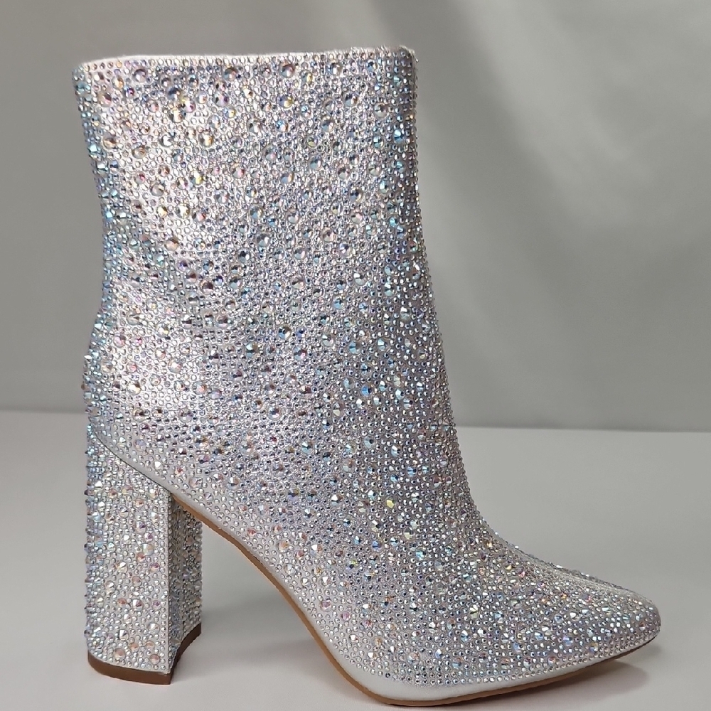 Lauren Lorraine Glittering Crystal Heeled Boots Womens' Sz 6.5 NWT